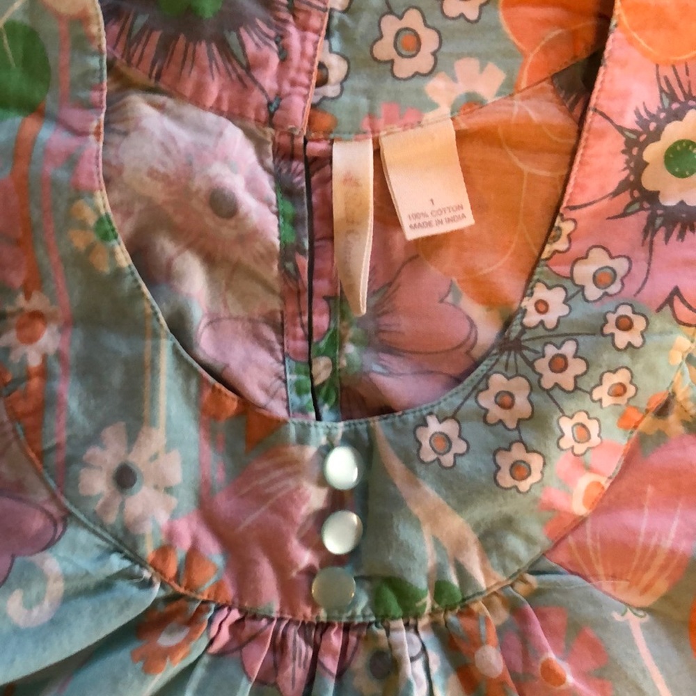 Spring dress - Picture 3 of 3